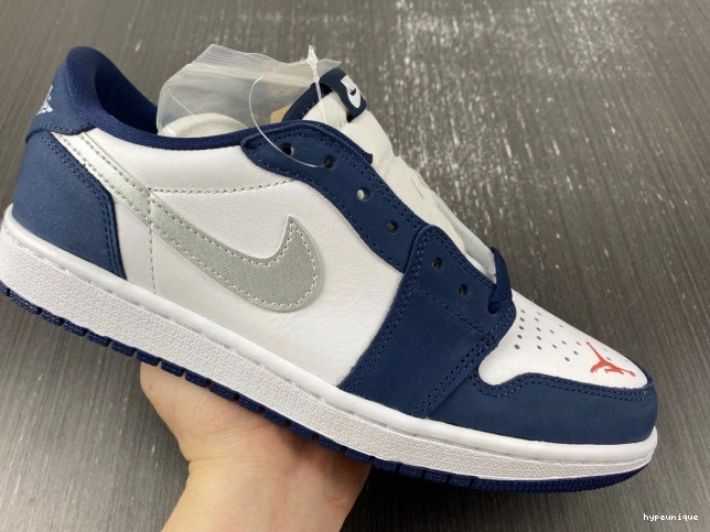 HYPE Midnight 1 Jordan Low SB Navy CJ7891-400 0805